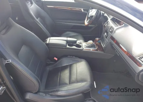 2011 Mercedes-Benz E 550 из США, поврежденный, VIN WDDKK7CF0BF081163